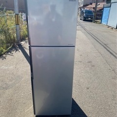ヒタチ　冷蔵庫 2ドア 225L ファン式  日立 R-23FA2016年製 万代店 ヒタチ 冷蔵庫 2ドア 225L ファン式 日立 R-23FA2016年製 万代店