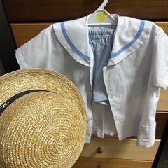 私立の幼稚園の夏服