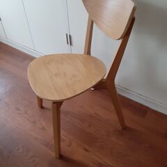 木の椅子　Ikeaノールドミーラ