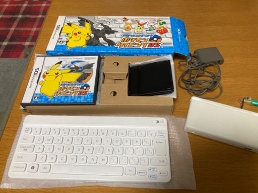 美品　DSlite +ポケモンタイピング