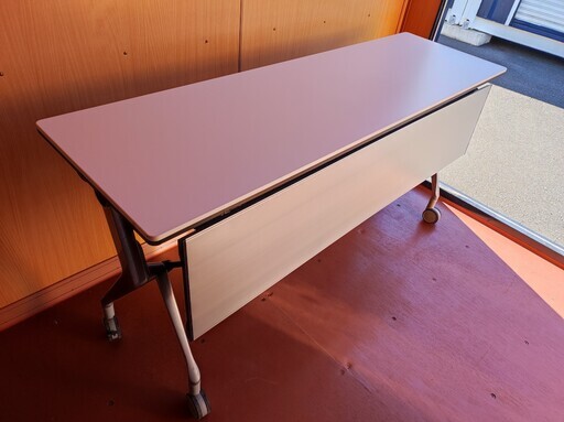 オカムラ　サイドフォールドテーブル　折り畳み式　キャスター付　1500×450×720　okamura　JOIFA308　81B41W