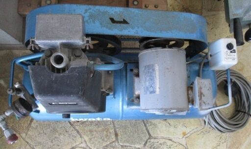 195 コンプレッサー アネストイワタ CS-150P 中古品