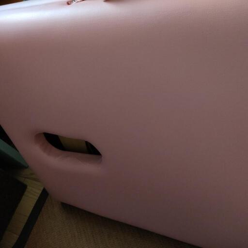 美品　マッサージ　施術折り畳みベッド　ピンク