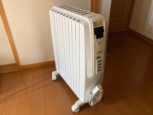 デロンギ　オイルヒーター