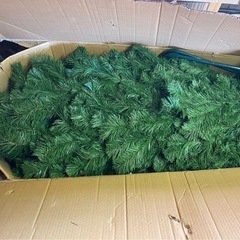 お値引きしました！！4.2mクリスマスツリー　電飾オーナメント付き！