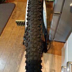 キャノンデール製マウンテンバイク24段ギア仕様