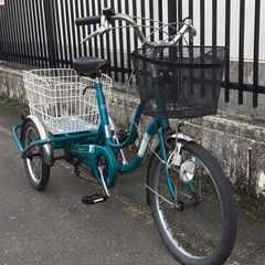 ＜特選車＞三輪自転車・シニア向け・買い物らくらく・洗車済できれいなグリーン色♪