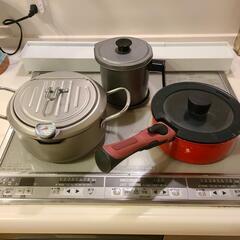 お取り引き中　天ぷら鍋とオイルポット、片手鍋のセット