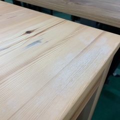 家具ならトレファク吉川店！！ 無印良品 デスク 引き出し付き パイン材 変色 ヤケ有