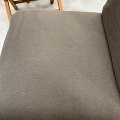 家具ならトレファク吉川店！！ チェア リビングでもダイニングでも使える グレー×ナチュラル シミ、ヨゴレ、ヘタリ有