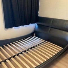 大幅値下げ⭐︎ダブルベッド（クイーン？）