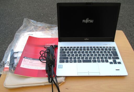 ☆富士通 FUJITSU FMVWWS17 WS1/W 13.3型ノートパソコン NOTE BOOK PC◆ソフトケース付き