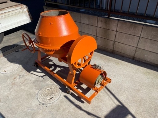高品質 コンクリートミキサー・モルタルミキサー100V 