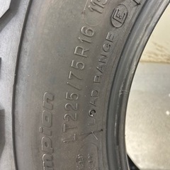 BFグッドリッチ　225 75 r16 オールテレーン