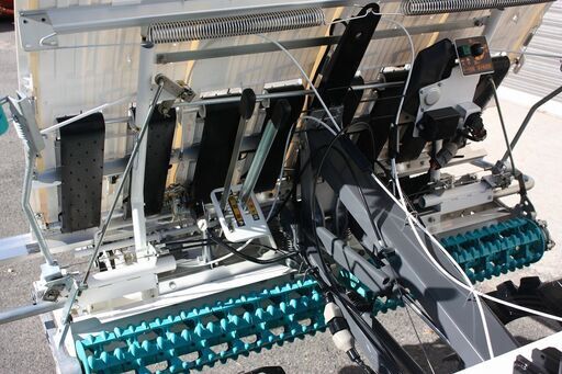 SOLD OUT】クボタ 田植機 4条植 SPU450P 9.7馬力 パワステ 4WD ゆう優