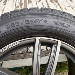 255/55/R18 スタッドレスタイヤ