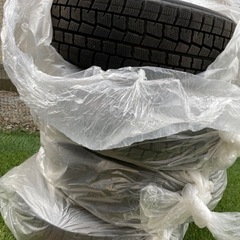 ダンロップ　175/65R14 スタッドレスタイヤ　ホイール付き