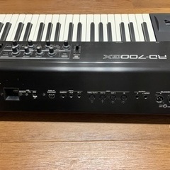 Roland　RD-700GX 88鍵　電子ピアノ　ステージキーボード