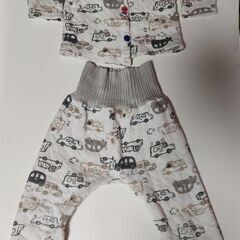 ベビー服　子供用パジャマ2組　90、95cm