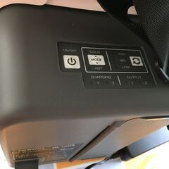 ★値下げしました★　HIKOKI　ハイコーキ　UL18DA(XM)　冷温庫　未使用品　保冷時間約4時間　保温時間約3時間　25L　【ハンズクラフト宜野湾店】