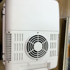 ★値下げしました★　HIKOKI　ハイコーキ　UL18DA(XM)　冷温庫　未使用品　保冷時間約4時間　保温時間約3時間　25L　【ハンズクラフト宜野湾店】