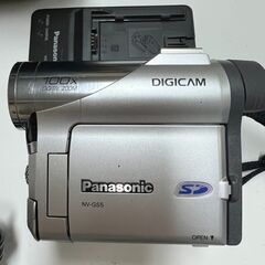 Panasonic　ビデオカメラ　三脚付き　セット（値下げ交渉あり）
