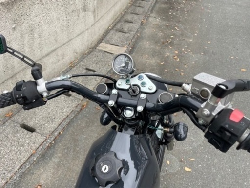 美車グラストラッカービッグボーイスカチューンボバーカスタムsr400twボルティ