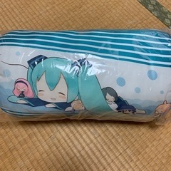 初音ミク　コロコロ　クッション