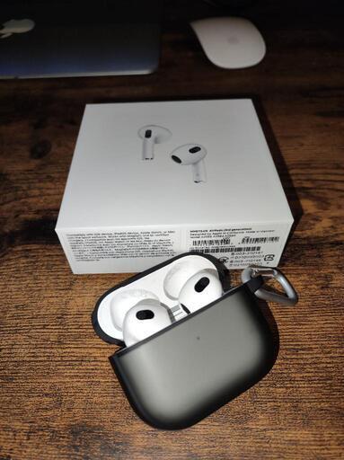 Apple Airpods (第3世代) ケース付き