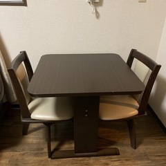 テーブルと椅子セット　2人