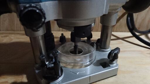 サクサク動いて思い通りに削れるマキタ(Makita) ルータ(2022まで  