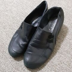 黒の革靴24.5センチ🔴