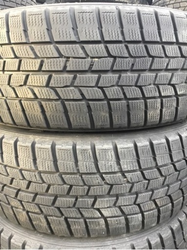 215/45R17 グッドイヤー スタッドレスタイヤ 4本セット