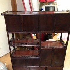 アンティーク家具 紫檀 茶箪笥  飾り棚 透かし彫り