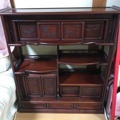 アンティーク家具 紫檀 茶箪笥  飾り棚 透かし彫り