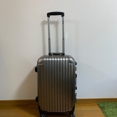 【ネット決済】中古スーツケース（グレー)