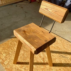 背あて付きチェアー　木製、椅子
