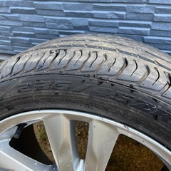 ボルボ　純正235/45R17