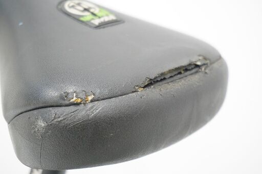 <無料配達します>クロスバイク BRIDGESTONE 3x8速 適応身長163-176cm 無料配達します>クロスバイク BRIDGESTONE 3x8速 適応身長163-176cm