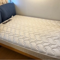 大幅値下げ】クイーンサイズ ベッド