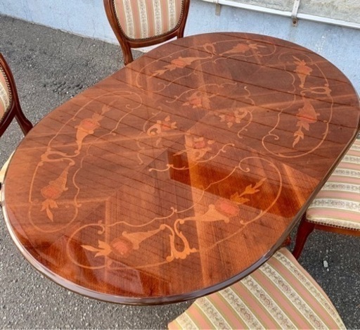 イタリア製 ロココ様式 ダイニング5点セット 象嵌 寄木細工 神戸まで直接引取 イタリア製 ロココ様式 ダイニング5点セット 象嵌 寄木細工 神戸まで