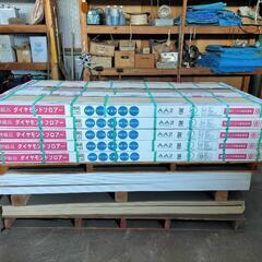 フローリング材　15坪+2枚