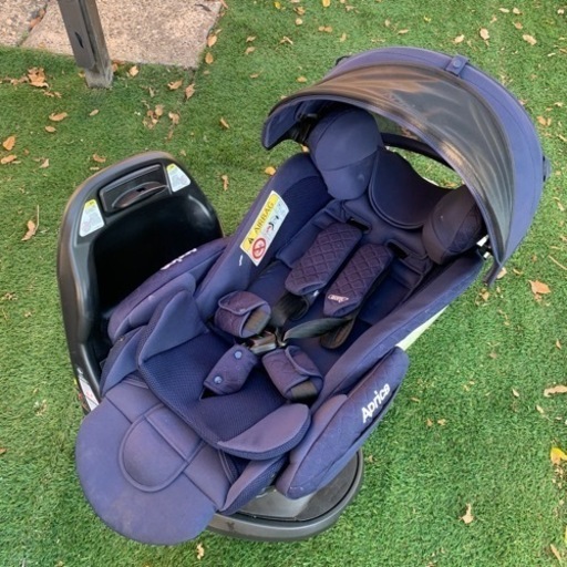 アップリカ ☆ チャイルドシート ☆ フラディア グロウ ISOFIX