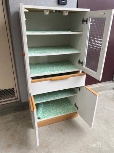 .*゜貰ってくださいかわいい食器棚、ちゃだんす、水屋