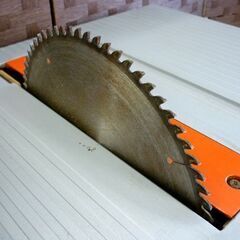 ☆makita 255mm マルノコ盤 2703 丸ノコ 丸のこ テーブルソー 電動工具 切断 マキタ 据え置き型 札幌 北20条店