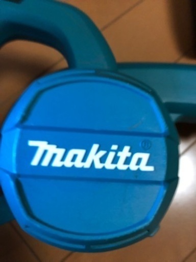 【マキタ18v】(今日で値下げ終了です)ブロワー、バリカン、(おまけ、互換グライダー、生垣バリカン用替刃260mm高級刃) マキタ18v】(今日で値下げ終了です)ブロワー、バリカン、(おまけ、互換