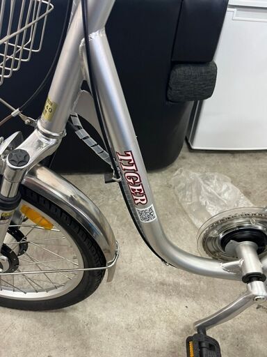 A-326】タイガー 最新 三輪電動自転車 シルバーカラー 中古 激安 通電  