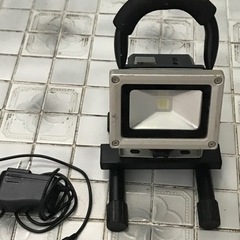 LEDライト　DIY　スポット　工具　