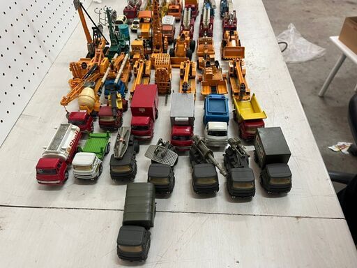 【C-333】ミニカー 45個セット 中古 激安 置物 おもちゃ 働く乗り物 子供 箱無し C-333】ミニカー 45個セット 中古 激安 置物 おもちゃ 働く乗り物 子供