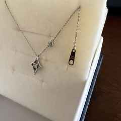 K18ホワイトゴールド　ダイヤモンド　ネックレス